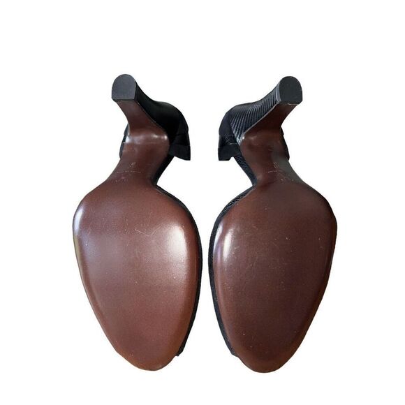 Cole Haan Black Suede Peep Toe Heels Womens Size 10 Good Condition! - Picture 9 of 10